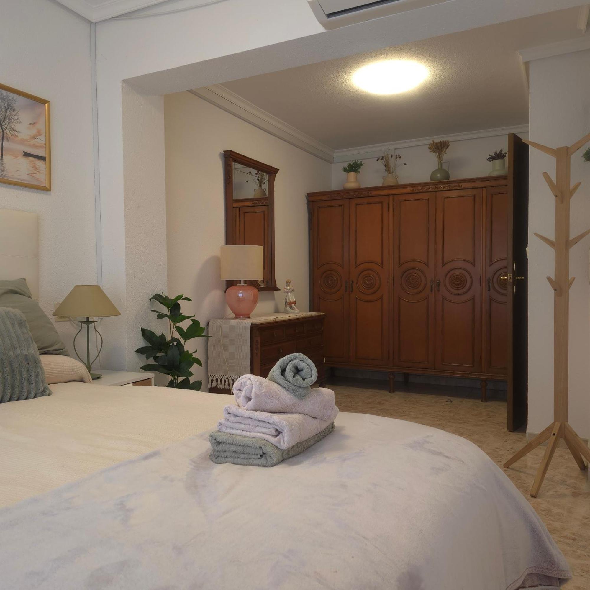 Apartamento Alma Almeria Bagian luar foto